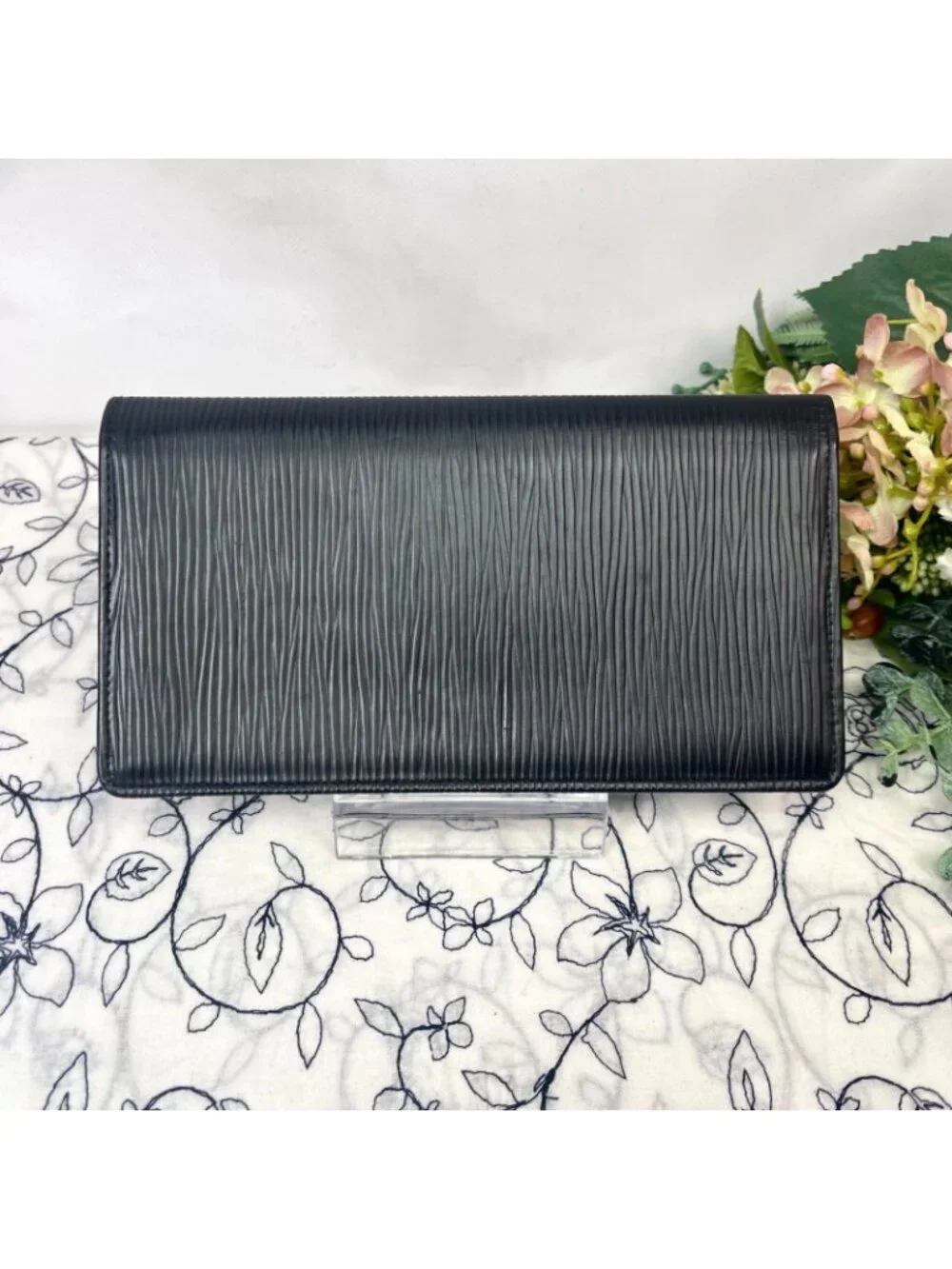 Louis Vuitton Portefeuille Brazza Epi Wallet Black
